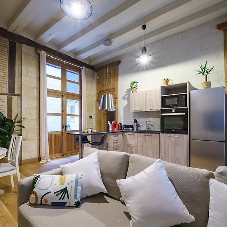 Ferienwohnung La Cour Du Grand Marche Tours Exterior foto